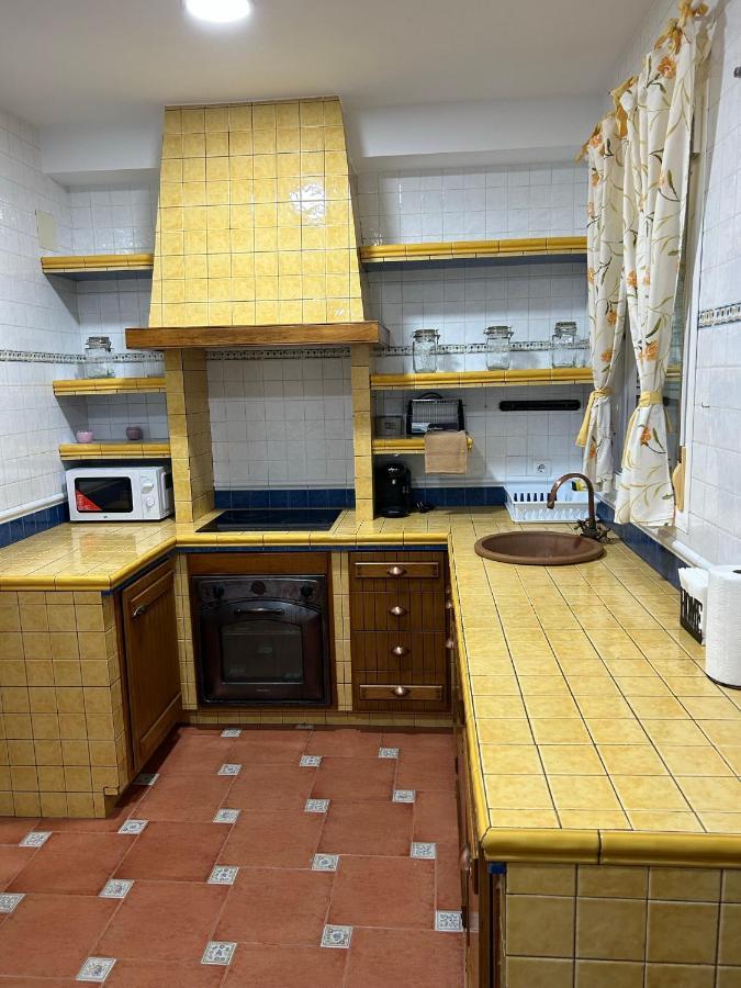 Duplex En San Bartolome De La Torreヴィラ エクステリア 写真